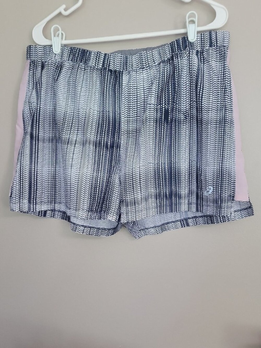 Asics Black White Pink Patterned Athletic Shorts Size XL
